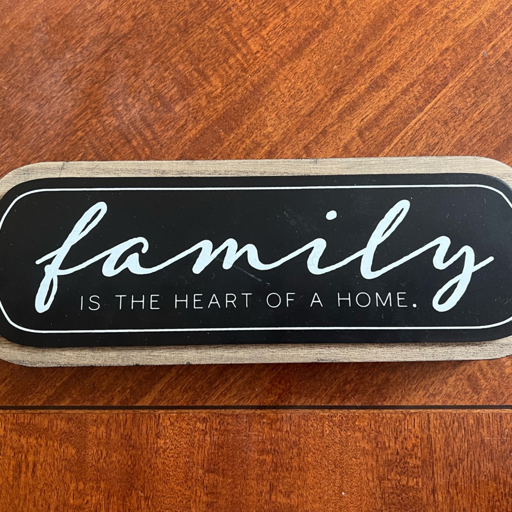 Black and Tan Family Sign